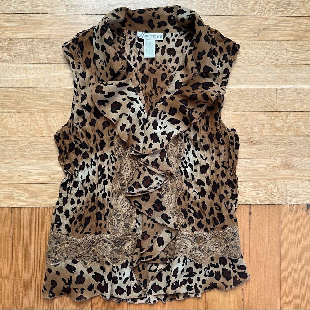 Sleeveless leopard button blouse M